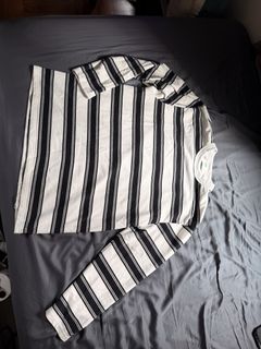 （分類：）位於 。 由 katarinnabluuu 提交（商品編號 1452615852，圖片 1）。簡介： 。