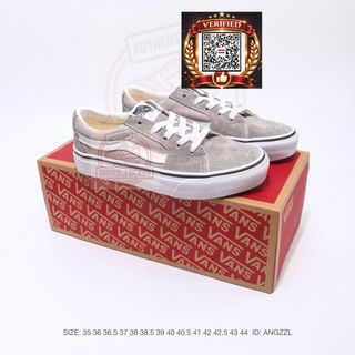 (Category: ) located in . Submitted by shoes.locker (Listing ID 1452666043, Image 1). Description: .