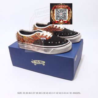 (Category: ) located in . Submitted by shoes.locker (Listing ID 1452671618, Image 1). Description: .