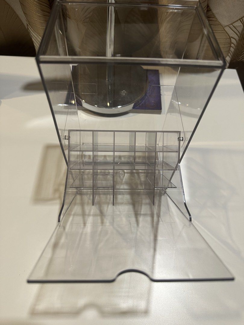 Acrylic Makeup Brush Holder Organizer with Compartments (Category: Makeup) located in Malabon City. Submitted by alysaleee (Listing ID 1452667537, Image 3). Description: Unboxed only! Got it 2 days ago :) Via lalamove or sdd only for this item! - Clear acrylic makeup brush organizer - Multiple compartments for sorting different brush sizes - Slanted front for easy access - Ideal for vanities or desks - Helps keep your space neat and brushes prote