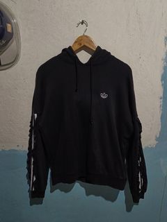 (Category: ) located in . Submitted by mstrpreloved (Listing ID 1452618999, Image 1). Description: .