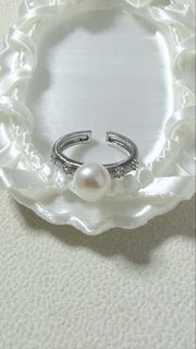 (Category: ) located in . Submitted by pearlry (Listing ID 1452617015, Image 1). Description: .
