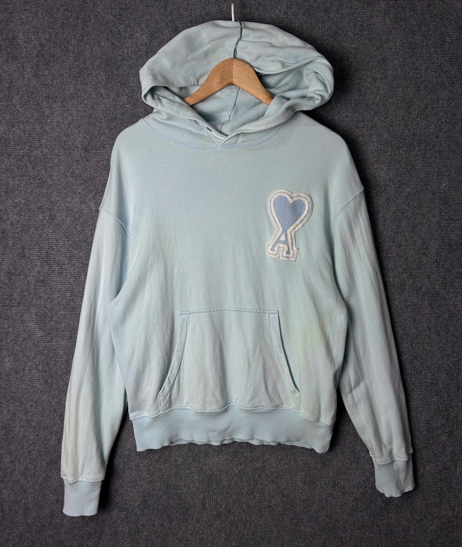 Ami Pull-over Hoodie (Category: Coats, Jackets and Outerwear) located in Cebu City. Submitted by tanlawr07 (Listing ID 1452666048, Image 1). Description: Size Medium 23W 28L Excellent Issue yellow stain 580 only 📍Cebu City Location.