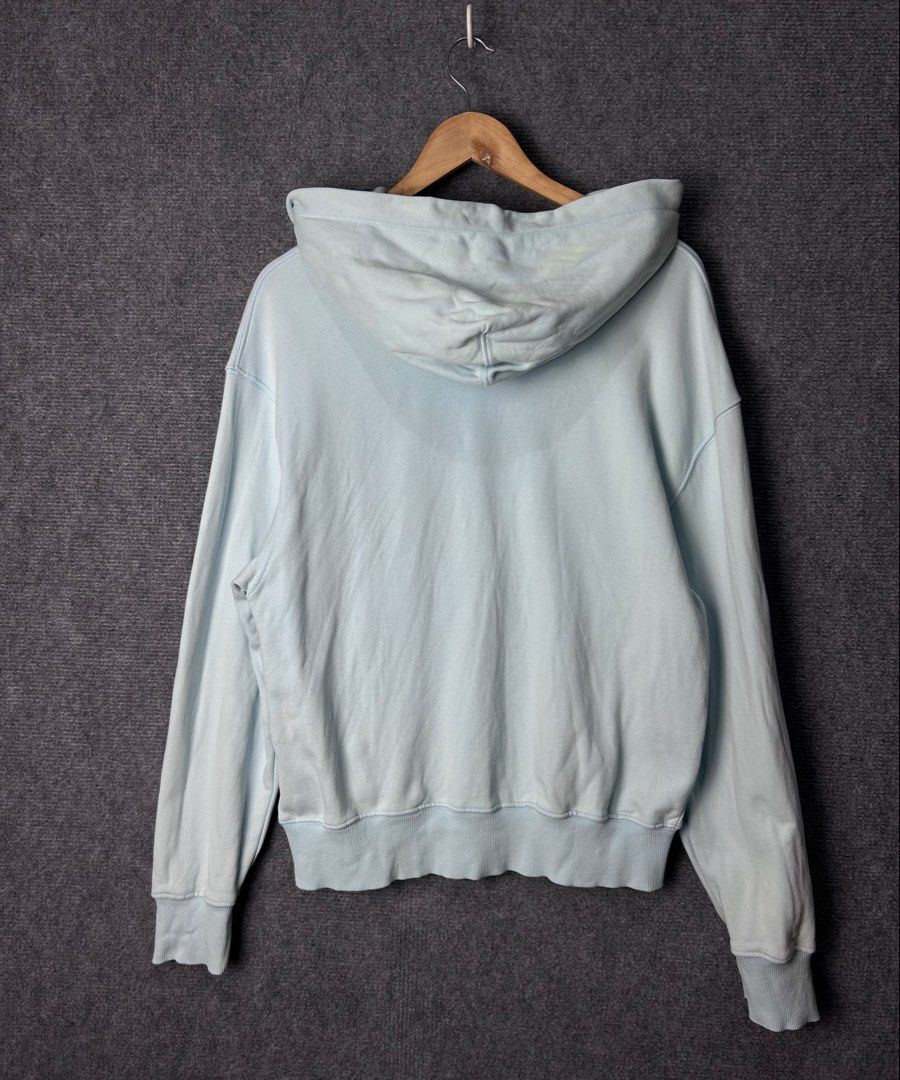 Ami Pull-over Hoodie (Category: Coats, Jackets and Outerwear) located in Cebu City. Submitted by tanlawr07 (Listing ID 1452666048, Image 2). Description: Size Medium 23W 28L Excellent Issue yellow stain 580 only 📍Cebu City Location.