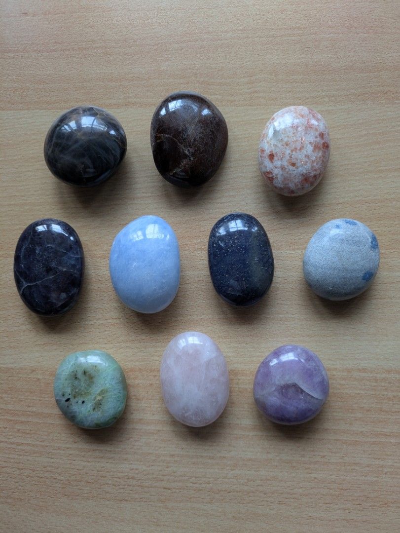Assorted Crystal Palms (Category: Precious Stones) located in Singapore. Submitted by teaputhato (Listing ID 1452582321, Image 1). Description: Black moonstone | Garnet | Sunstone Iolite | Blue Calcite |Lazurite | Blue spinel Kiwi calcite | Rose Quartz| Dream Amethyst $15 each Take all for $120! Please do ask for additional pictures before deciding to buy, thank you! Am destashing some of my crystals as I feel that it is time to let some of them 