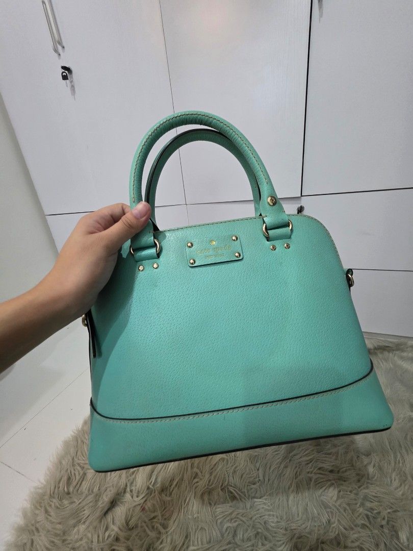 AUTHENTIC KATESPADE (Category: Luxury Bags & Wallets) located in Quezon City. Submitted by ciennecloud_341d20 (Listing ID 1452608733, Image 3). Description: .