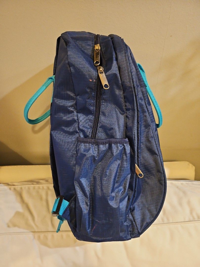 Backpack (Category: Backpacks) located in Singapore. Submitted by christinealexandralee (Listing ID 1452617338, Image 3). Description: .