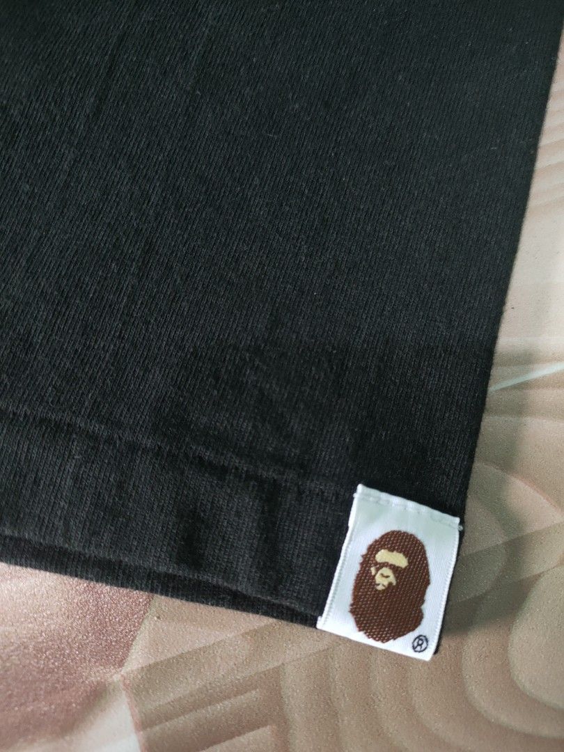 BAPE SHIRT (Category: Activewear) located in Quezon City. Submitted by da.plug (Listing ID 1452571595, Image 3). Description: 27x20 No issue Qc Cubao📍.