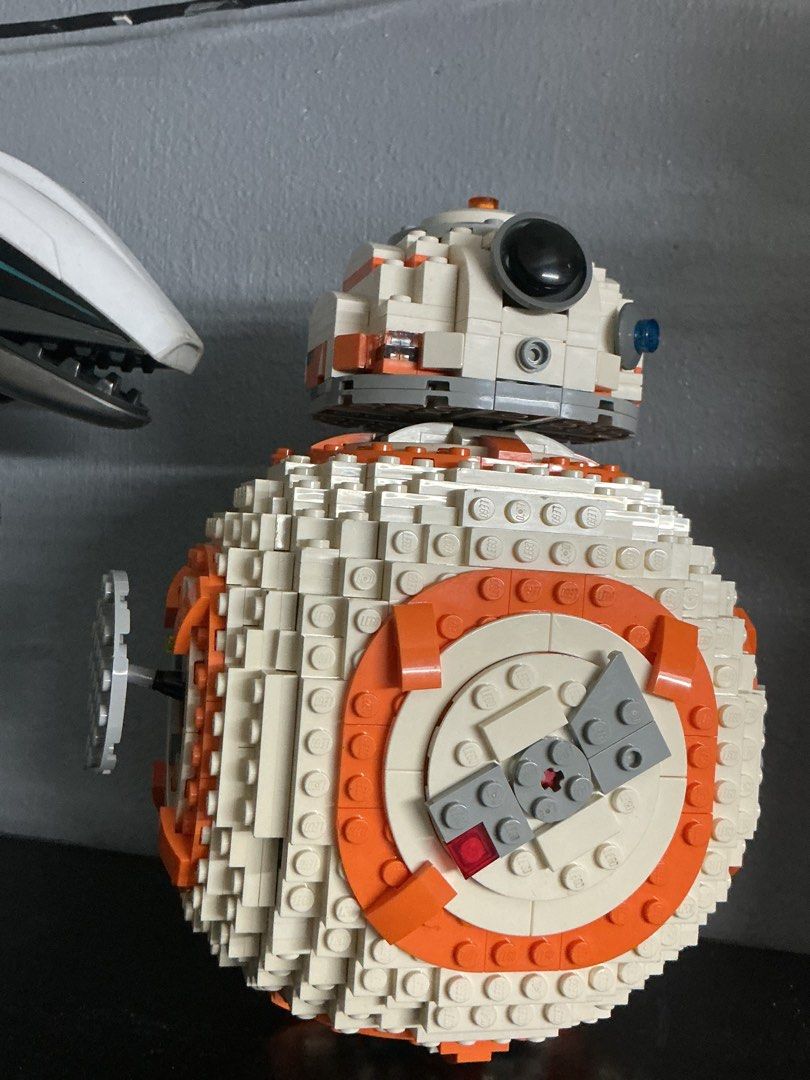 Bb8 Starwars lego (Category: Lego & Building Sets) located in Angeles City. Submitted by goodbuysathome (Listing ID 1452527539, Image 1). Description: Lp posted npo authentic Add sf 74 Gcash payment .