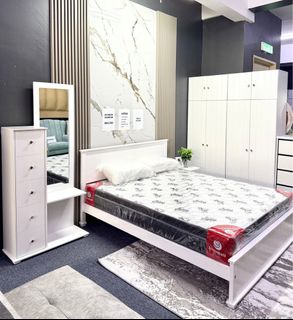(Category: ) located in . Submitted by quefurnituretrading (Listing ID 1452631616, Image 1). Description: .