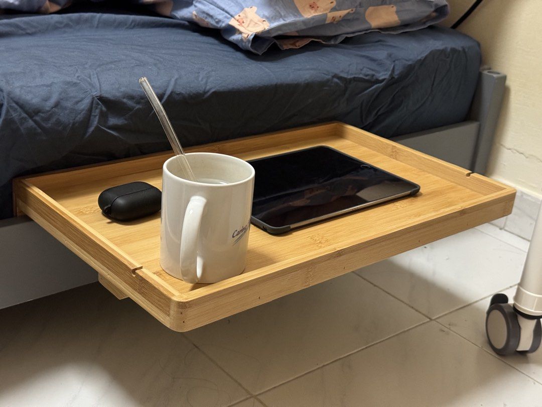 Bedside table (Category: Other Home Furniture) located in Singapore. Submitted by CY_Go (Listing ID 1452628874, Image 1). Description: Bedside Table.