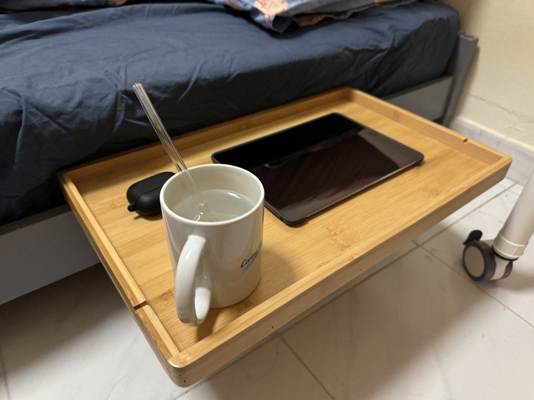 Bedside table (Category: Other Home Furniture) located in Singapore. Submitted by CY_Go (Listing ID 1452628874, Image 3). Description: Bedside Table.