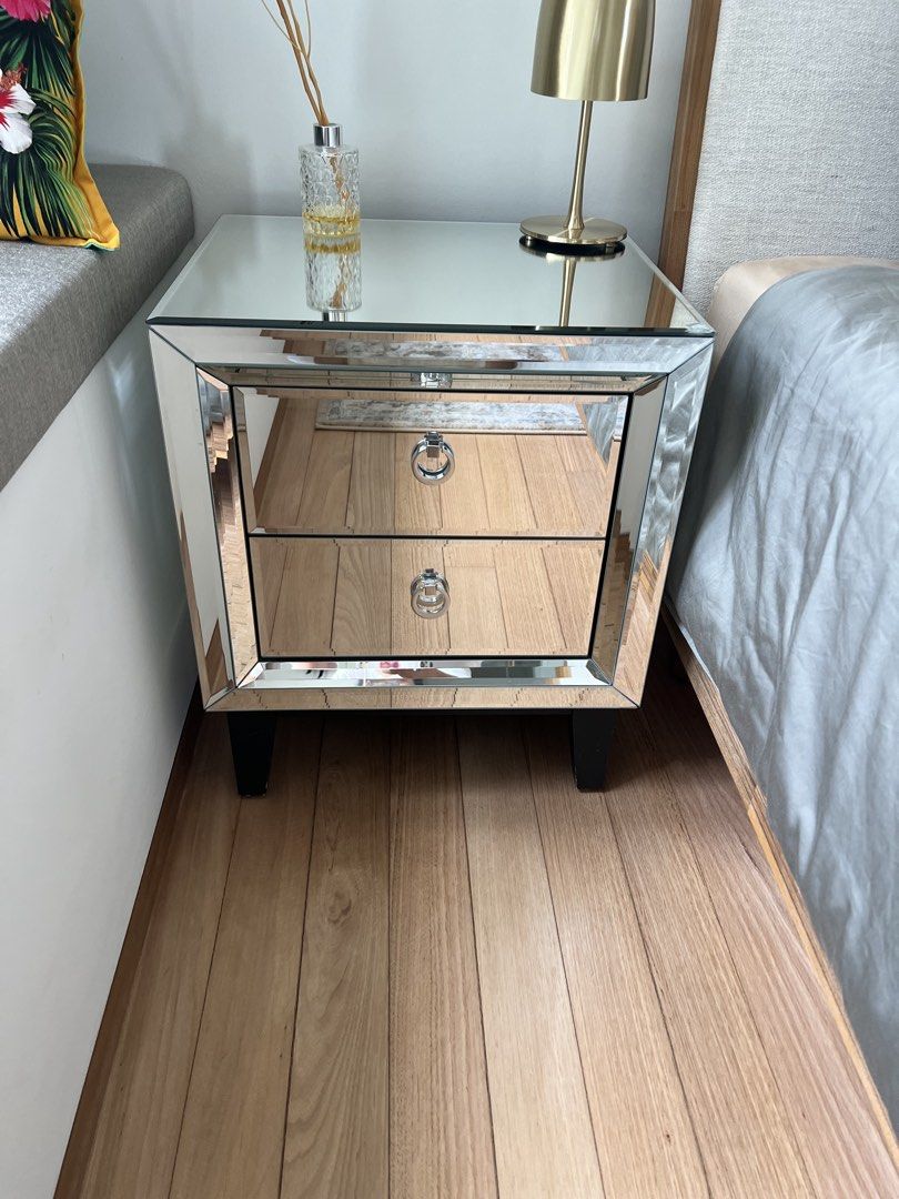 Bedside table (Category: Other Home Furniture) located in Singapore. Submitted by belynda.alonzo (Listing ID 1452694081, Image 2). Description: .