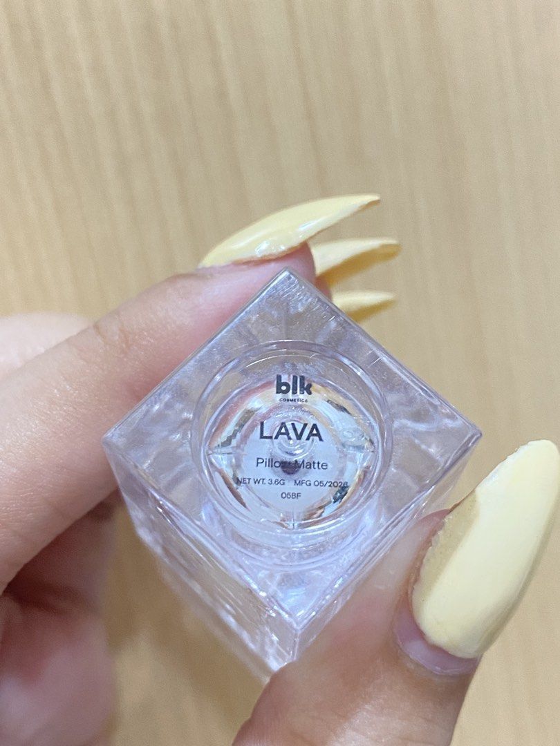 BLK Matte Lipstick in shade Lava (Category: Makeup) located in Quezon City. Submitted by maxo____oene (Listing ID 1452636690, Image 2). Description: rfs: hindi bagay sa akin ‘yung pagka-red—im into dark red 3x lang na-use.