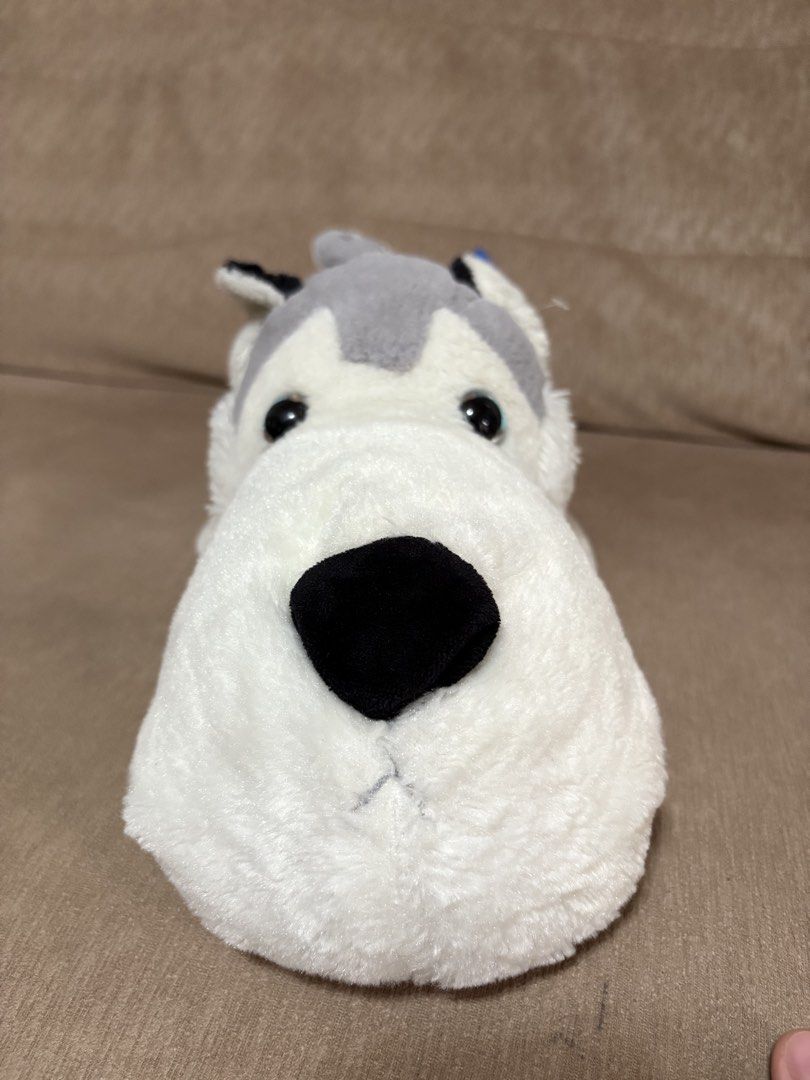 Blue Magic Husky Dog Plush Toy (Category: Plushies & Soft Toys) located in Cavite. Submitted by marissa0_0 (Listing ID 1452685901, Image 1). Description: - Adorable husky plush toy from Blue Magic. - Super soft and cuddly. - Features a cute blue ribbon around its neck. - Ideal gift for children or a must-have for collectors. - Clean and well-maintained, ready for its new owner..