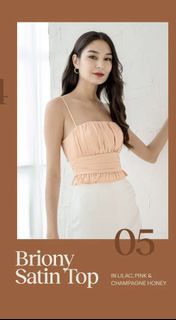 (Category: ) located in . Submitted by jollywardrobe (Listing ID 1452512686, Image 1). Description: .