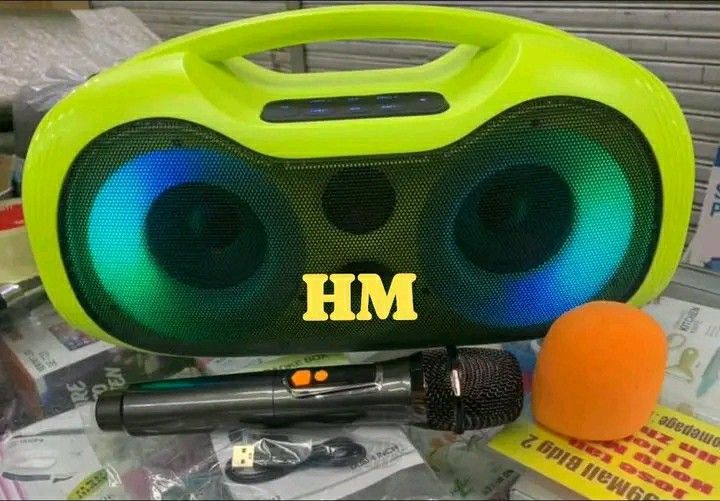 BTS-2313 Bluetooth speaker & amplifiers (Category: Soundbars, Speakers & Amplifiers) located in Manila. Submitted by vannie30 (Listing ID 1452541545, Image 1). Description: .