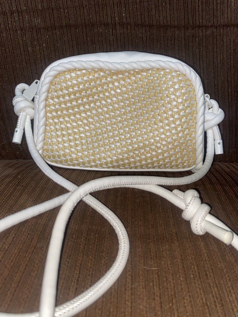 CALL IT SPRING Crossbody Bag (WHITE) (Category: Cross-body Bags) located in Cebu City. Submitted by declutters_01 (Listing ID 1452597452, Image 2). Description: 📌CALL IT SPRING Women’s Vegan Crossbody Bag (WHITE) 🏷️ ₱600 (Orig Price: ₱1k) - Beautiful Crossbody bag - 1 compartment - Top zipper closure - Size dimensions: 7.8 x 2.7 × 4.6 inches - Strap drop length: 25 inches (63.50 cm) - Very pretty and classy design - Brand new - Authentic PAYO (