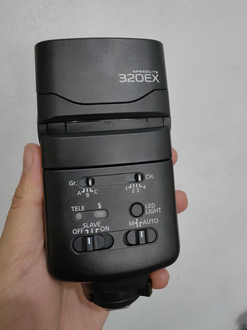 Canon 320EX camera flashlight (Category: Flashes) located in San Juan City. Submitted by kelly2008ph (Listing ID 1452543138, Image 1). Description: very good condition.only used 2-3 time..
