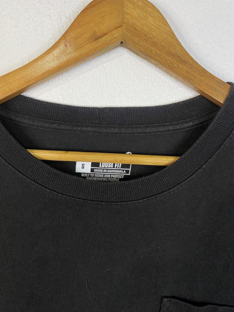 Carhartt K87 T Shirt (Category: Tshirts & Polo Shirts ) located in Bacolod City. Submitted by hayymeeh.finds (Listing ID 1452580808, Image 3). Description: (Authentic) Carhartt K87 -Black Size: Small on tag Measurements: Width: 21.5" | Length: 28.5" Condition: excellent condition, no issues, 9.3/10 color rate Price: ₱880 📍 Location: Bacolod City 🚚 Shipping: (J&T / Meet-up if available) 💳 Payment: (GCash / Cash / Bank Transfer) ⚠️ DISCLAIMERS: 