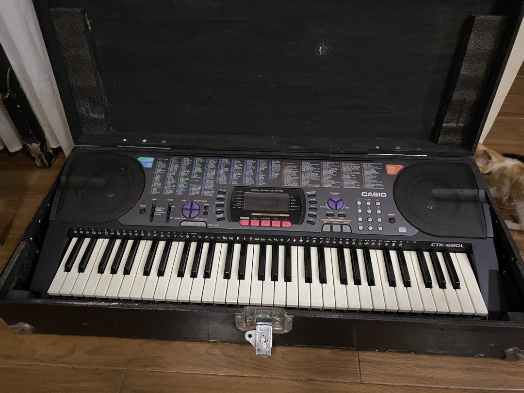Casio CTK-620L Keyboard in Hard Case (Category: Musical Instruments) located in Las Pinas. Submitted by alexalmazan (Listing ID 1452652120, Image 1). Description: - Casio CTK-620L keyboard - Includes sturdy hard case - 61 keys - good for beginners Used only for events Issue: lost adaptor but keyboard is working just fine. .