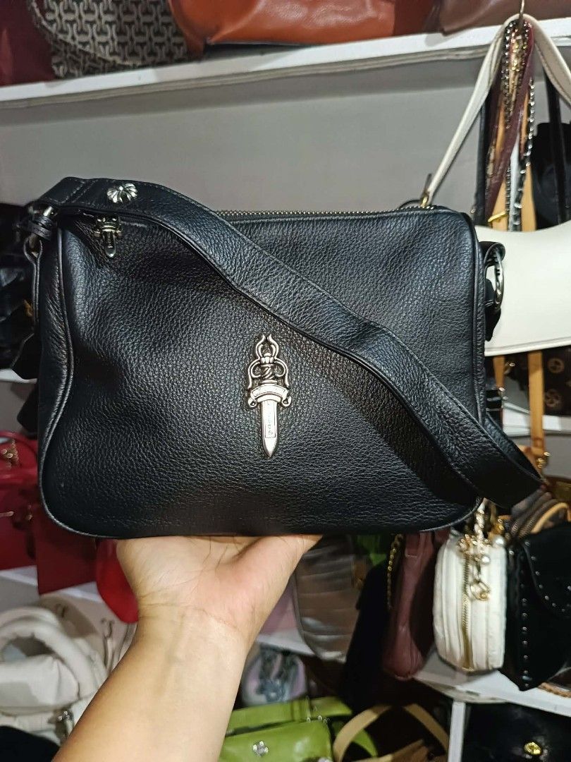 CHROME HEARTS LEATHER CHICKEN NUGGETS DAGGER BAG (Category: Luxury Bags & Wallets) located in Legazpi City. Submitted by paul-galvez420. (Listing ID 1452613703, Image 1). Description: CHROME HEARTS LEATHER CHICKEN NUGGETS DAGGER BAG GOOD AS NEW CONDITION NO ISSUE PRICE 2000.