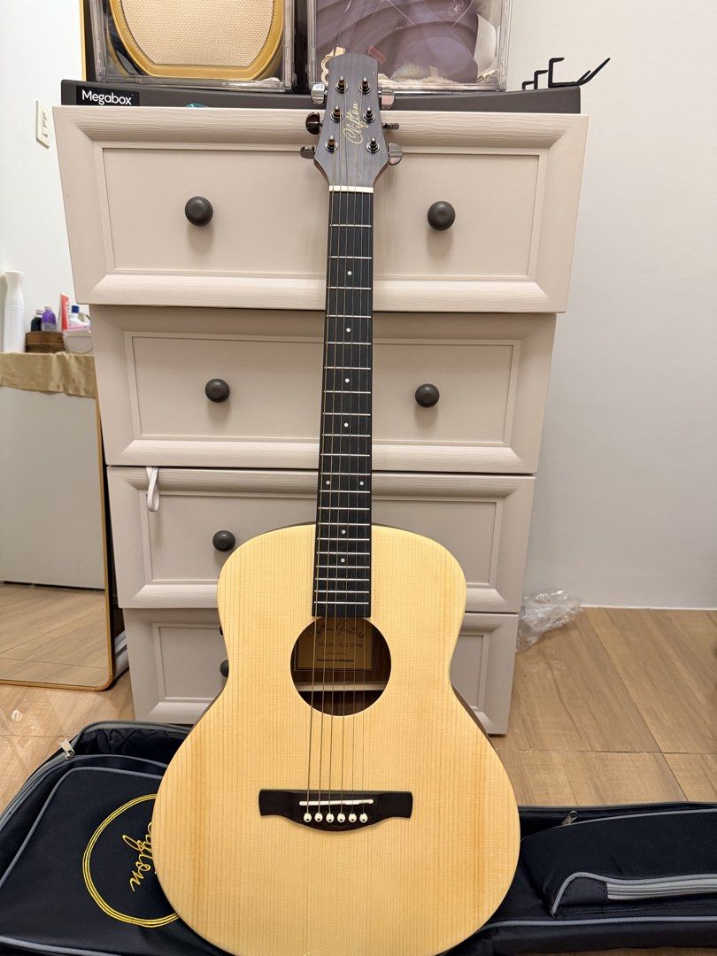Clifton Top GS Mini w/ pick-up (Category: Musical Instruments) located in Cavite. Submitted by jamalinao (Listing ID 1452550313, Image 2). Description: - Comes with a black gig bag - Built-in electronics with control knobs on the side - Ideal for home playing or small gigs - Ready for a new owner -Bought for 7,900 -Used only to practice for 1 week(impulse buy) Specs: Body: 36” GS mini Top: Solid Sitka Spruce Back&Side: Laminated Sapele Fingerboar