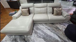 (Category: ) located in . Submitted by luxurylover88 (Listing ID 1452630648, Image 1). Description: .