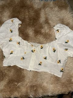 (Category: ) located in . Submitted by bea.chic (Listing ID 1452598063, Image 1). Description: .