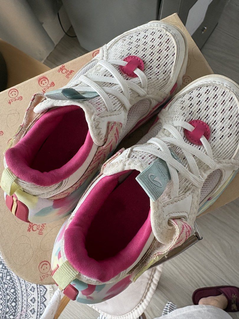 Decathlon Breathable Kids Shoes (Category: Babies & Kids Fashion) located in Binan City. Submitted by ptannn (Listing ID 1452534023, Image 3). Description: - Size 29 - White kids' rip-tab shoes - Playful pink and pastel accents - Breathable mesh upper for comfort - Easy rip-tab closure for quick on/off - Perfect for active play .