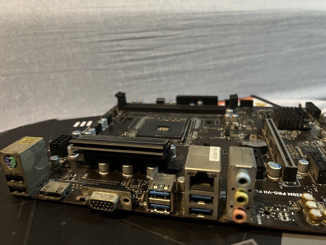 (Defective) MSI A320M PRO-VH PLUS Motherboard (Category: Computer Parts) located in Manila. Submitted by cosmicbear-ead33b (Listing ID 1452625874, Image 3). Description: For Sale: MSI A320M Pro-VH Plus - AM4 Socket for Athlon/Ryzen Processors - MATX Form Factor Issue: No Power Motherboard itself only, No I/O Shield or Backplate Price: PHP 500 only Location: Tondo, Manila Pickup/Shipping MOP: GCash/GoTyme/Maribank PM if interested, Thank you..