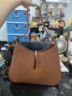 (Category: ) located in . Submitted by wannadancewu (Listing ID 1452552633, Image 1). Description: .