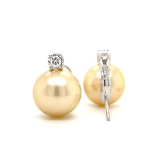 Pearl Collection item 2