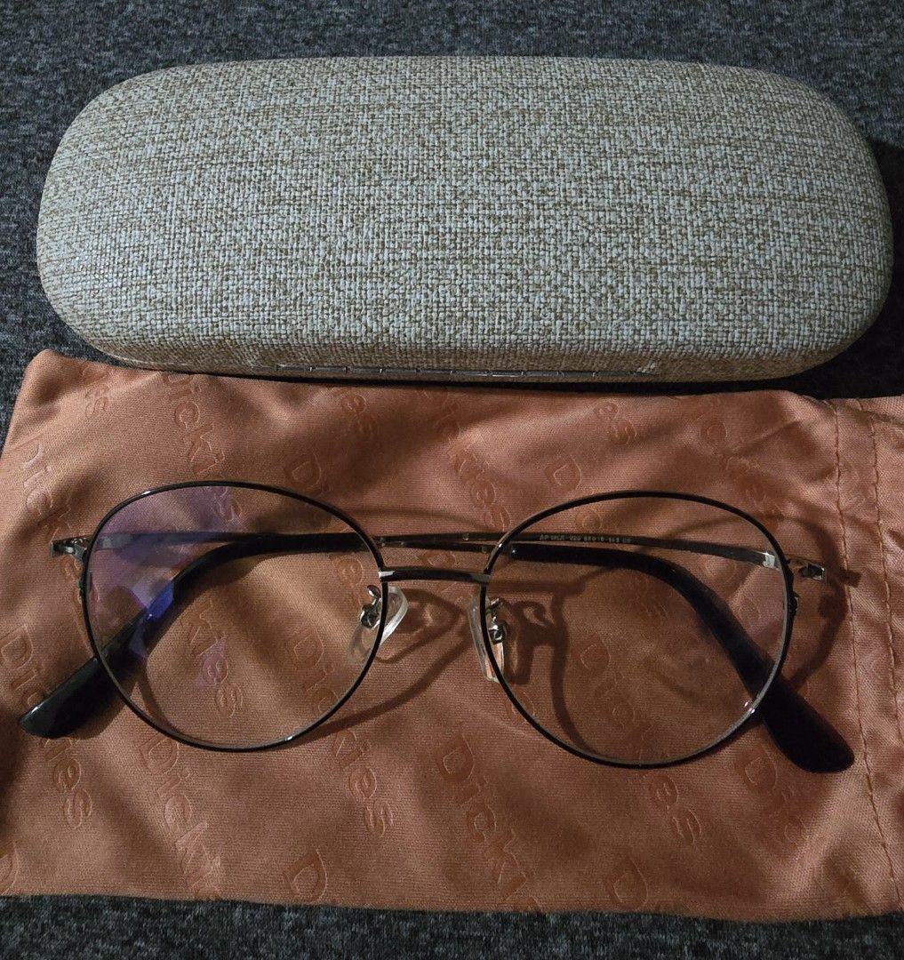 Dickies Eyeglasses (Category: Sunglasses & Eyewear) located in Manila. Submitted by zdeclutter1605 (Listing ID 1452640305, Image 1). Description: Dickies Forth USA Eyeglasses Selling for 400 only used once.