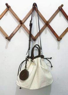 (Kategori: ) berada di . Dikirim oleh snaposta (ID iklan 1452570127, Gambar 1). Deskripsi: .