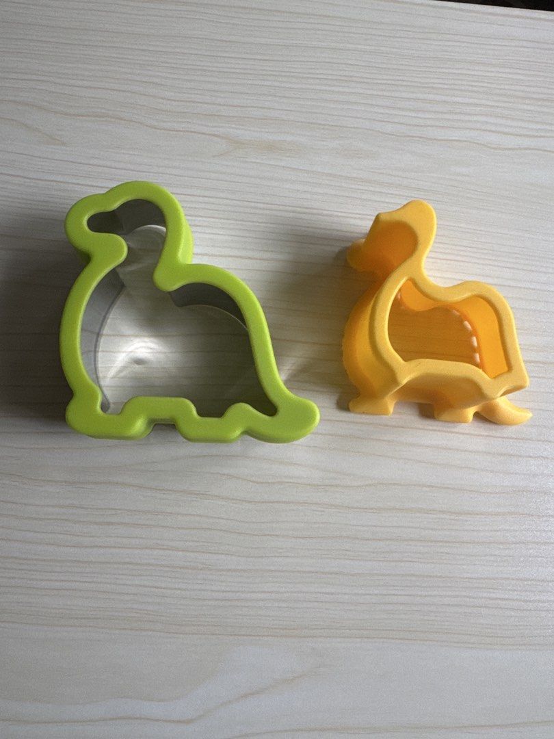 Dinosaur Cookie/Sandwhich Cutter Set (Category: Bakeware) located in Quezon City. Submitted by big_fat_momma (Listing ID 1452516123, Image 3). Description: - Adorable dinosaur shaped cookie/sandwhich cutters. - Great for baking fun treats for parties or everyday bento. - Easy for kids and adults to use. - Unleash your creativity in the kitchen!.