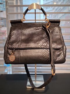 （分類：）位於 。 由 ig_upstylehk 提交（商品編號 1452553523，圖片 1）。簡介： 。