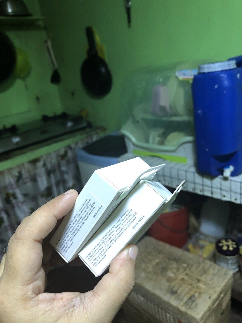 Earpods Lightning Connector Iphone (Category: Earphones) located in Paranaque City. Submitted by linahiman12 (Listing ID 1452559262, Image 3). Description: Earpods Lightning Connector Iphone Class A Brandnew 300 each! 💸 Parañaque pick up. 📍.