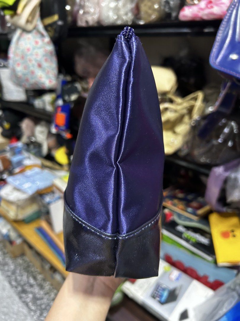Elemis (Category: Community) located in Manila. Submitted by starbalesukandjapansurplus (Listing ID 1452604737, Image 3). Description: .