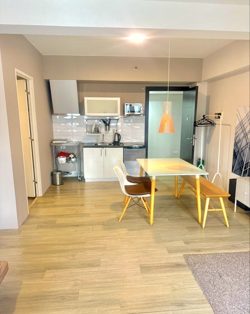 🔥FIRE SALE - Studio unit in Avida Cityflex Bgc (Category: Apartments & Condos) located in Manila. Submitted by bon.eric (Listing ID 1452581895, Image 2). Description: FIRE SALE 📍Avida Cityflex Bgc ✔️ Studio (Big Cut) ✔️38 sq.m ✔️Fully furnished ✔️Clean Title ✅Original price: ₱9.5m 🔥Reprice to: ₱8M Gross.