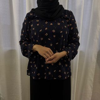(Category: ) located in . Submitted by lovedbyhanis (Listing ID 1452639659, Image 1). Description: .