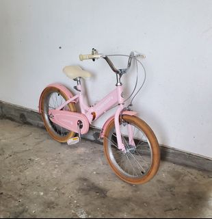 （分類：）位於 。 由 preferentialarea 提交（商品編號 1452647067，圖片 1）。簡介： 。