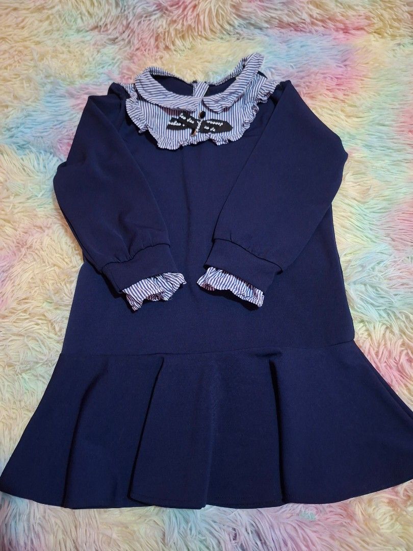 French longsleeve formal dress (Category: Babies & Kids Fashion) located in Las Pinas. Submitted by assortedkidzstuffs (Listing ID 1452580191, Image 2). Description: perfectly fits 5-7y++.