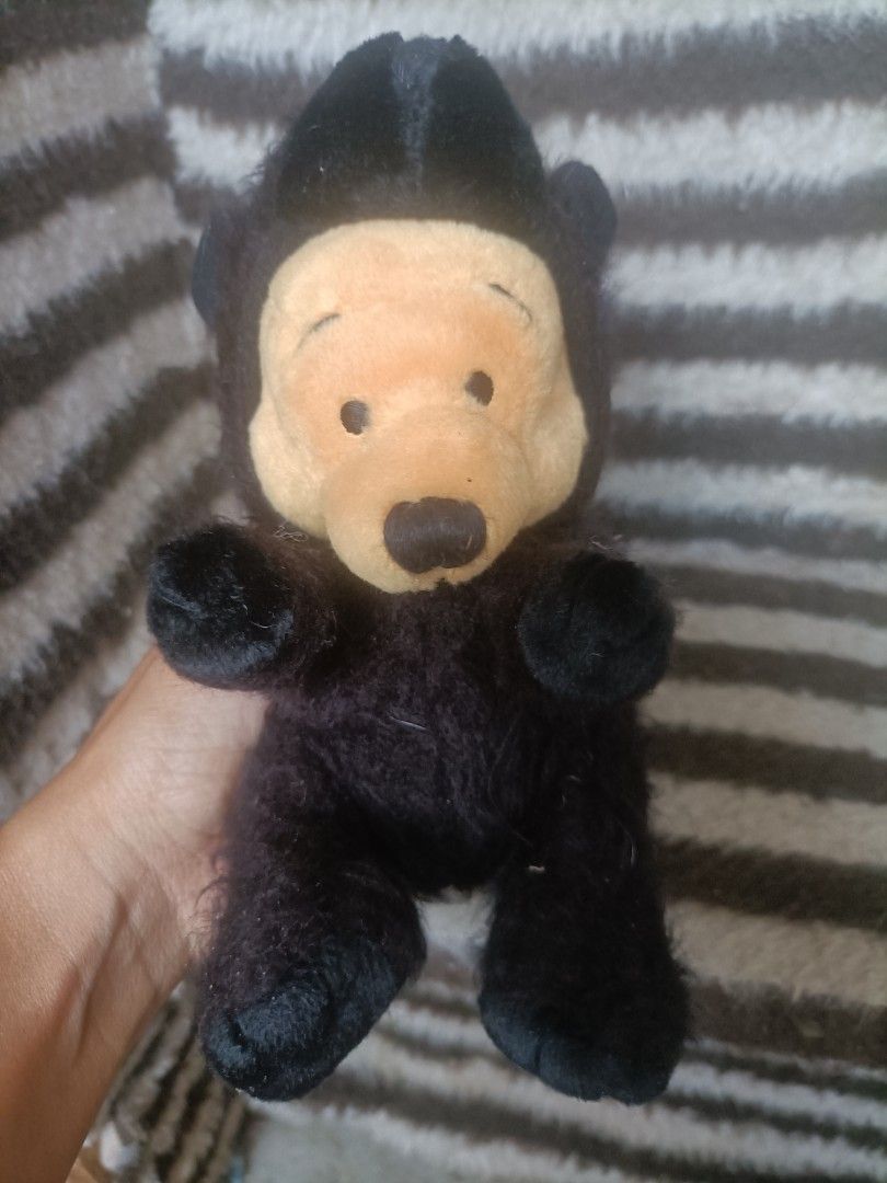 Fuzzy Black Brear Pooh (Category: Plushies & Soft Toys) located in Antipolo. Submitted by gclassy (Listing ID 1452697465, Image 2). Description: good condition rfs decluttering.