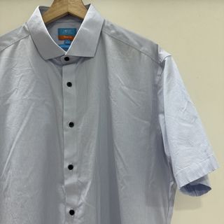 (Category: ) located in . Submitted by ayongattire (Listing ID 1452598759, Image 1). Description: .