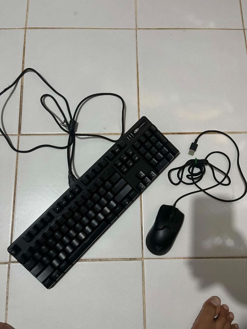 Gaming Mouse and Keyboard for sale (Category: Computer Keyboard) located in Daet. Submitted by nitsua.austria (Listing ID 1452650805, Image 1). Description: Mouse Razer Viper Mini 8500 DPI Keyboard Full-size Mechanical Keyboard Mk-Storm Blue switch with interchangeable color gray keycaps.