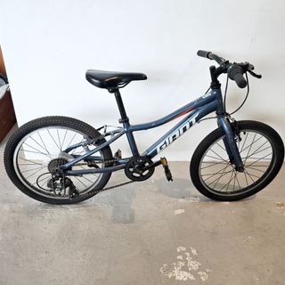 （分類：）位於 。 由 valeche99 提交（商品編號 1452544108，圖片 1）。簡介： 。