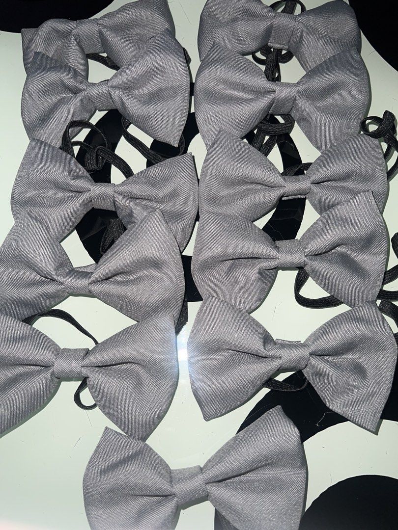 GRAY BOW TIE FOR GROOMSMEN (Category: Ties) located in Quezon City. Submitted by paudecluttering (Listing ID 1452618512, Image 1). Description: Never been used. RFS: change of color Color: Gray Size: Adult size 11 pcs available. 500 pesos take all 50 pesos each.