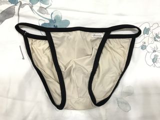 (Category: ) located in . Submitted by boytoy.closet.clearance (Listing ID 1452663534, Image 1). Description: .