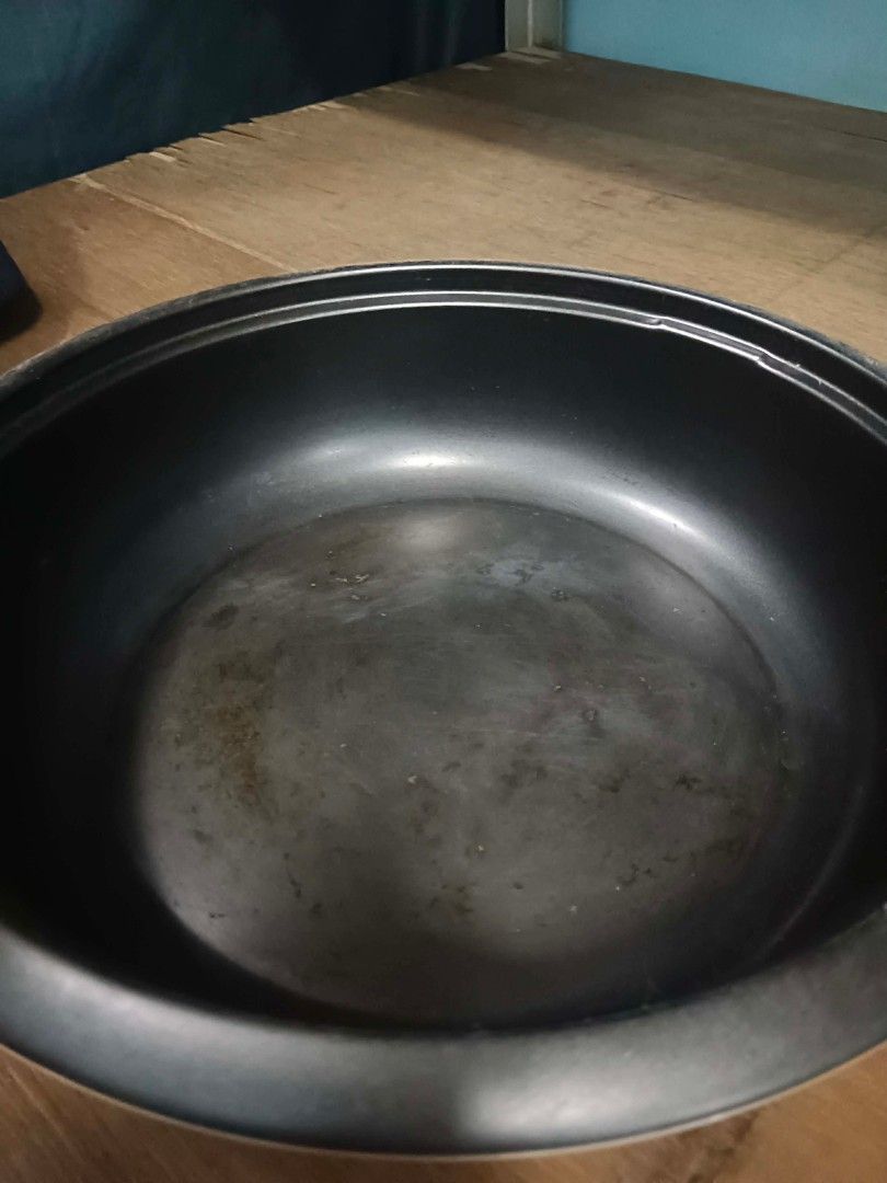 Hanabishi Multi Cooker HMC-550SS (Category: Cookers) located in Caloocan City. Submitted by cassandralohan (Listing ID 1452537958, Image 3). Description: - Hanabishi Multi-Cooker (Model: HMC-550SS) - Includes glass lid - Excellent working condition - Perfect for cooking rice and various dishes - Comes with original sales invoice - Includes warranty certificate - 1-year warranty on electrical parts - 3L capacity multi cooker for the dorm and used 